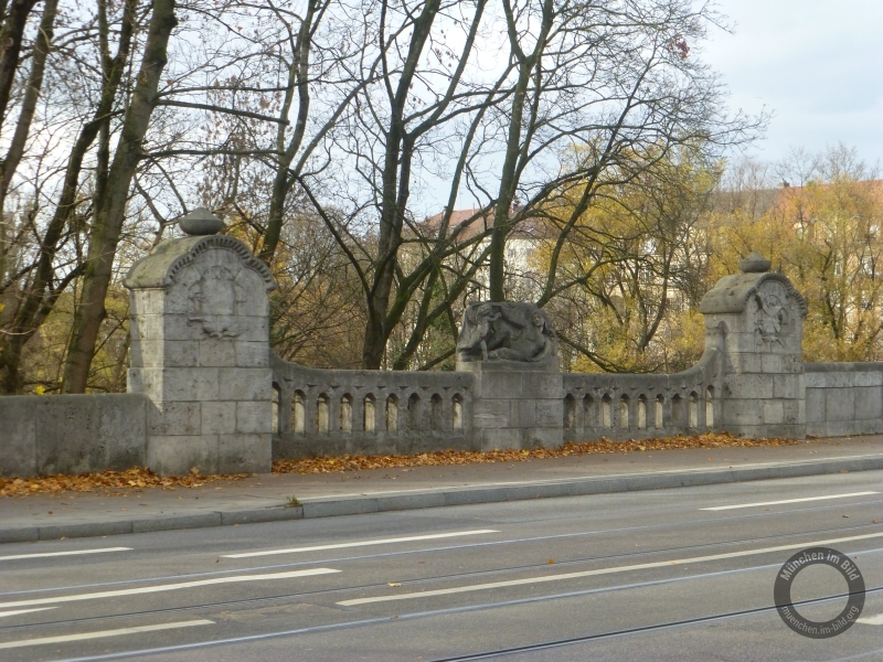 Max-Joseph-Brücke in München