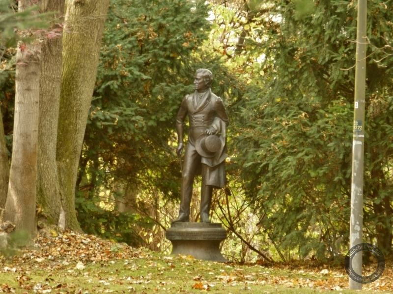 Denkmal für Fjodor Tjutschew im Dichtergarten in München