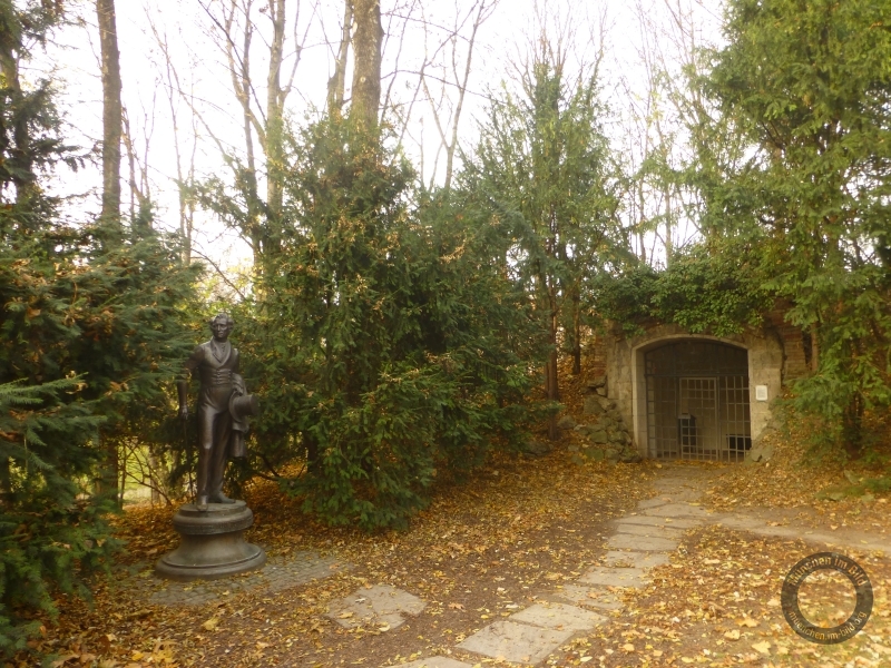 Denkmal für Heinrich Heine im Dichtergarten in München