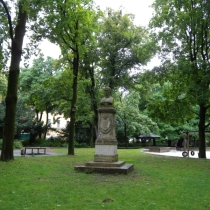 Denkmal für Ernest von Grossi im Nußbaumpark in München