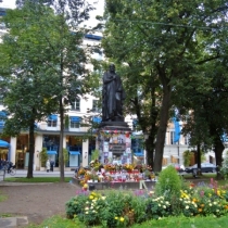 Denkmal für Orlando di Lasso auf dem Promenadeplatz in München