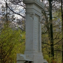Denkmal für Reinhard Freiherr von Werneck im Englischen Garten in München