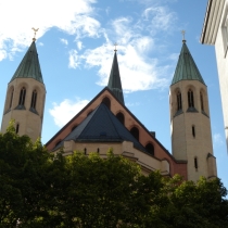 Kirche St. Johannes Baptist auf dem Johannisplatz in München-Haidhausen