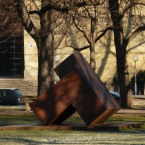 "Zueinander" im Skulpturenpark der Pinakothek in München