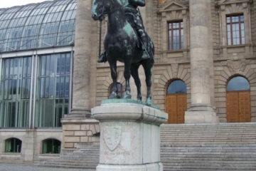 Reiterstandbild Otto I. von Wittelsbach am Hofgarten in München