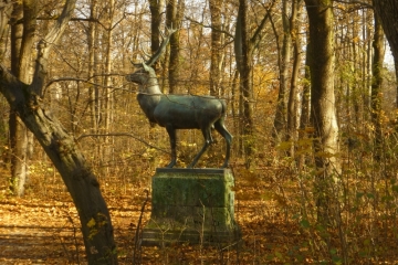 Hirsch von Theodor Georgii im Bavariapark in München