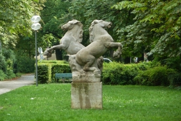 Plastik "Springende Pferde" in München