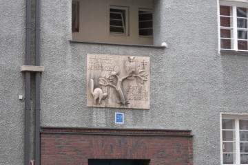 Wandgestaltungen in der Rheinstraße in München-Schwabing